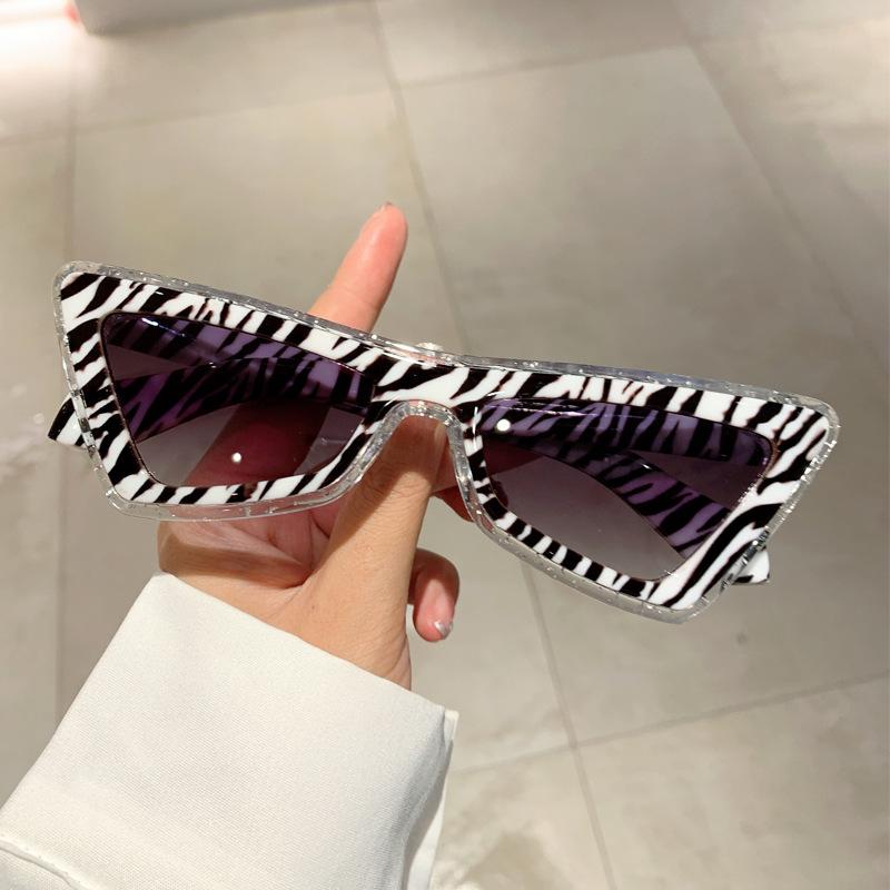

Trendy Classic Triangle Cat Eye Sun Glasses Glasses Ladies For Men Fashionable Sun Eyeglasses Punk Luxury Designer Style Style Elegant Ladies