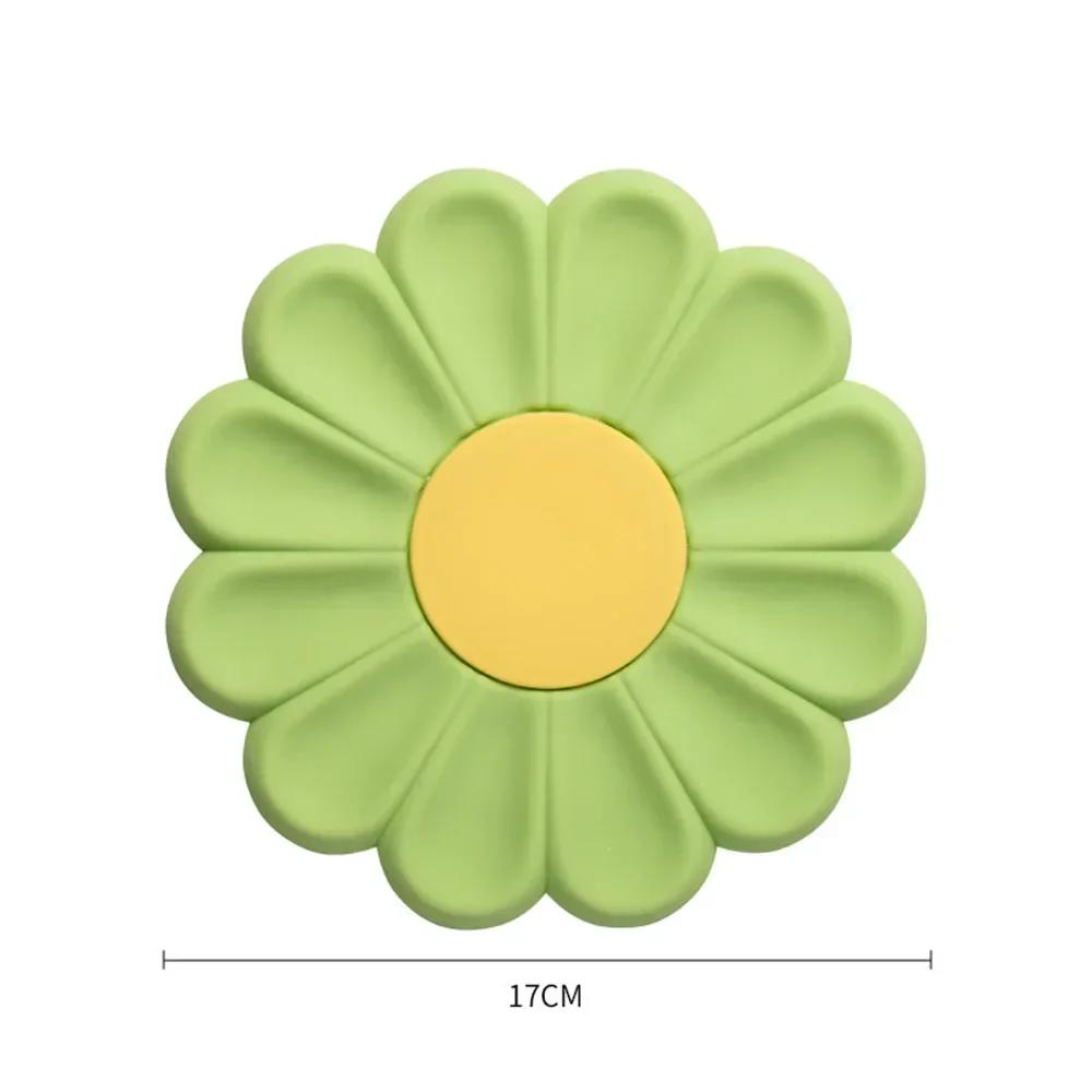 Daisy Shape Silicone Coaster Kitchen Table Heat Resistant Anti-scalding Mat Cup Tableware Placemat Table Decoration