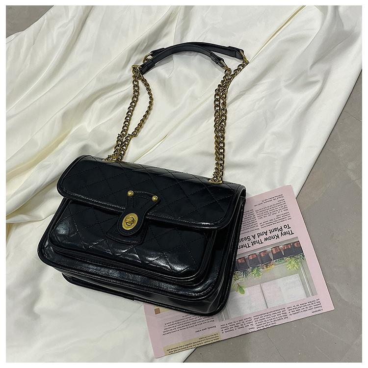 

Summer temperament small bag women s 2025 new trendy chain messenger bag fashion single shoulder burst underarm small square bag чорний