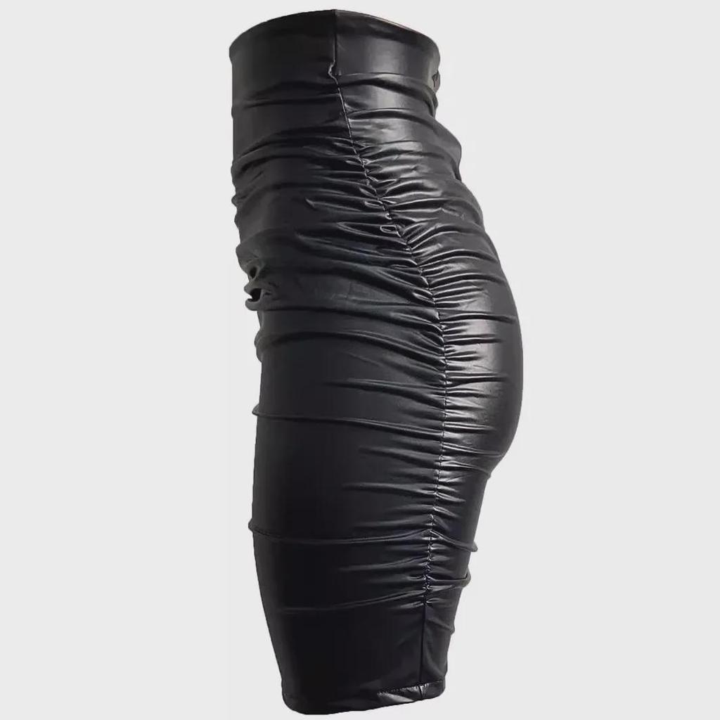 European & American Plus-Size Sexy Pleated PU Leather Skirt - Tight Hip, Short Ins Style for Women