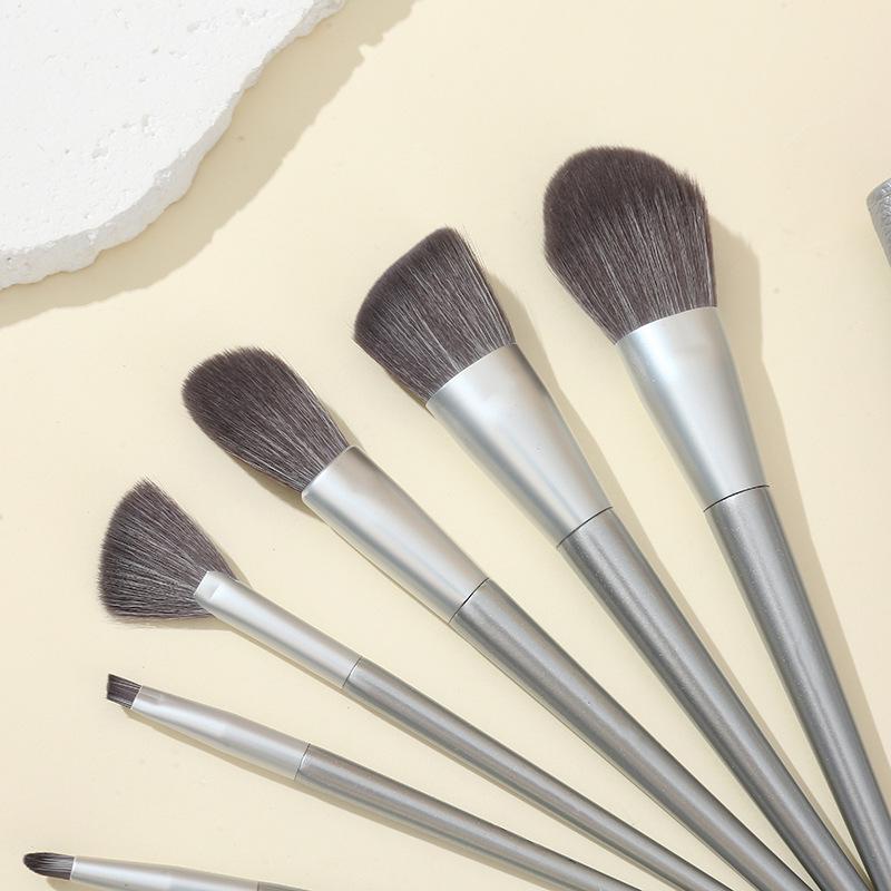 8-Piece Animal Hair Makeup Brush Set for Beginners - Complete Eye Shadow Tools