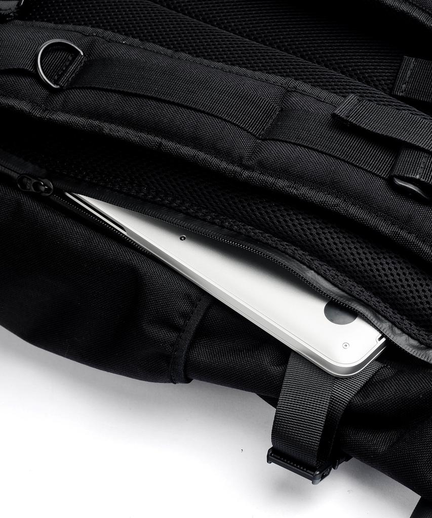 Rubberkiller Rob Roll-Top Backpack [Black]