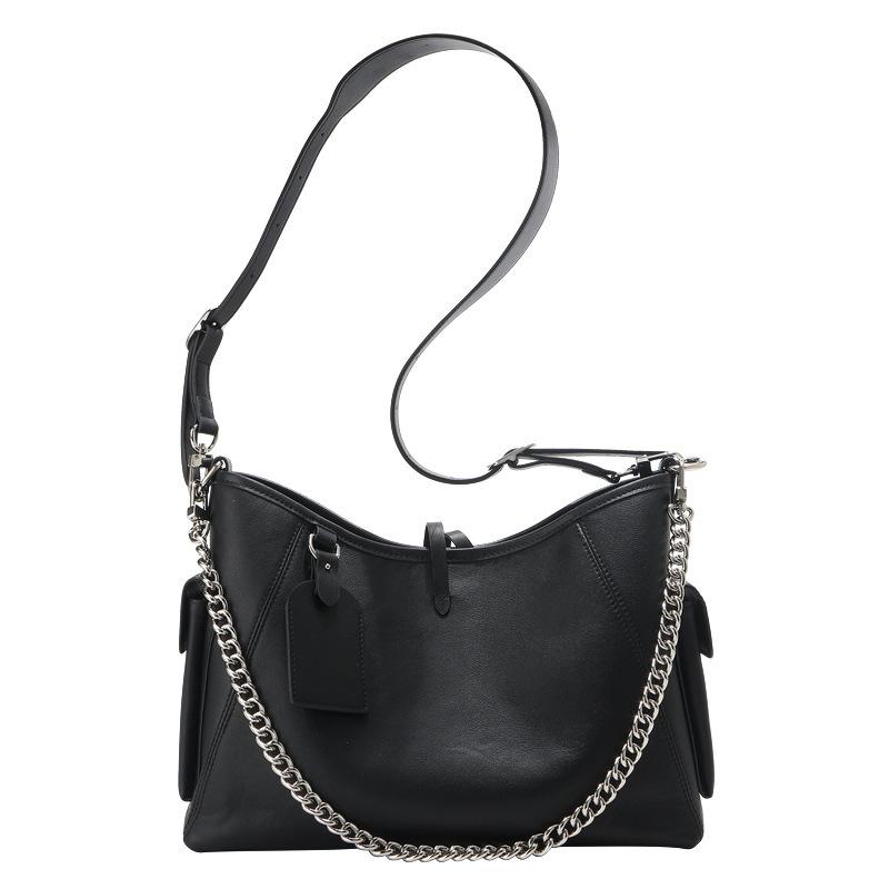 

Large capacity tote bag women s premium leather mailman bag cowhide Darth Vader commuter bag chain shoulder bag 30*15*23cm