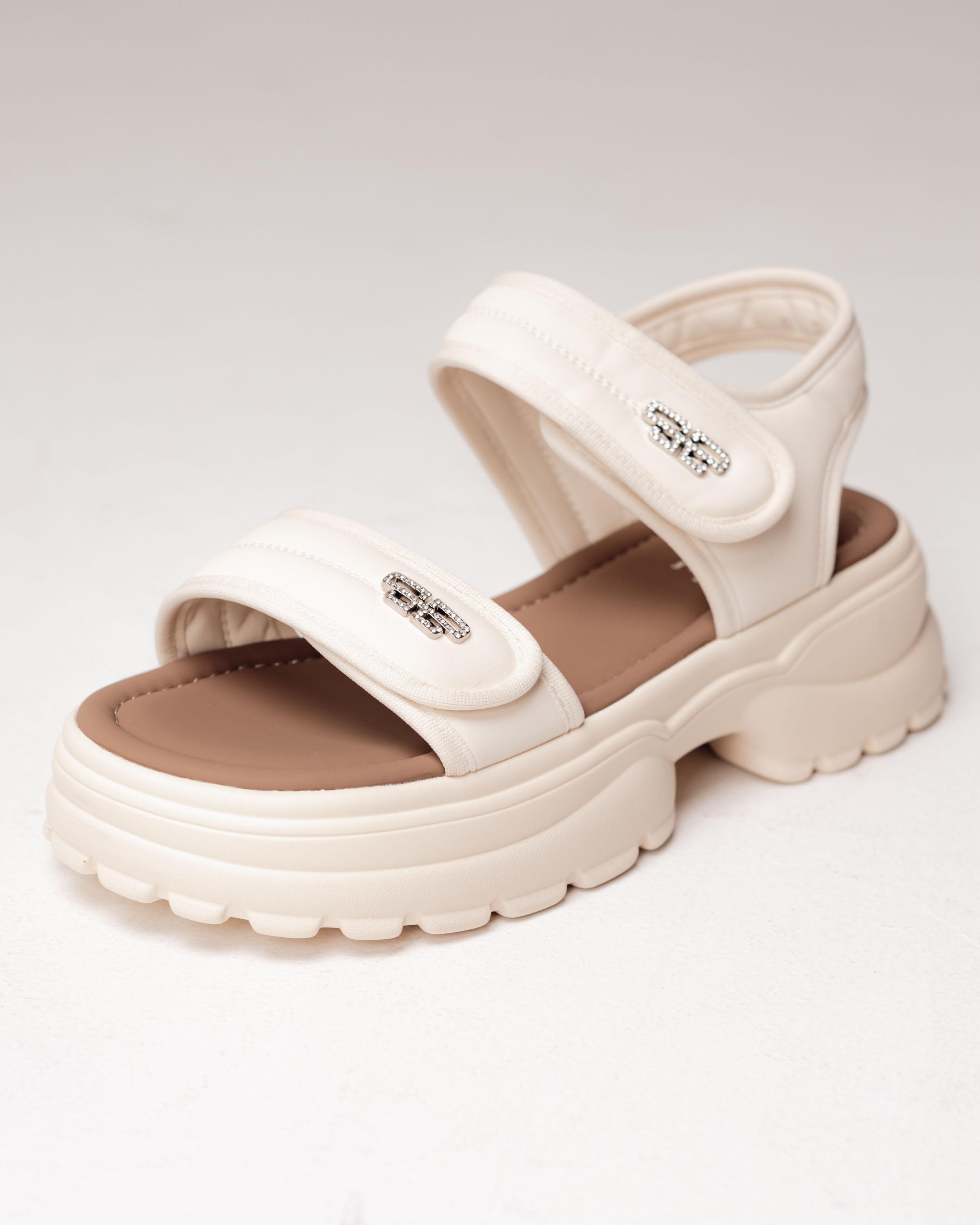 

Босоніжки на платформі Prima d Arte 9916 36 бежеві 41 чорний