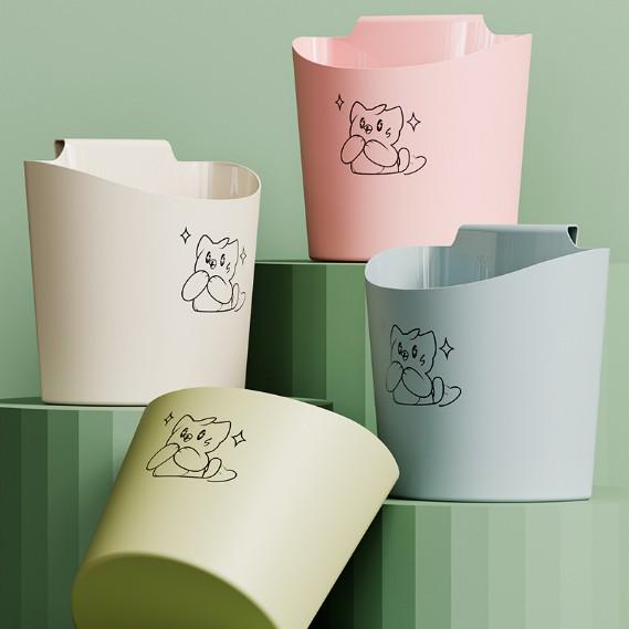 

Newcomer Special: Large Wall-Mounted Kitchen Trash Can - Plastic Hanging Bin for Home