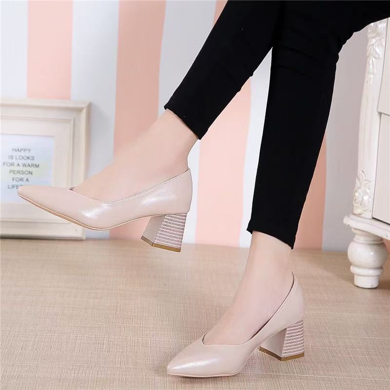 Women's shoes new autumn pointed toe foot shoes women's thick heel light mouth sexy high heels professional shoes