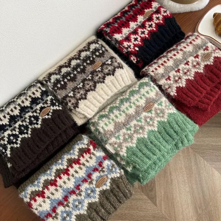 Högkvalitativ Damscarf i Ullblandning med Fair Isle-mönster - Tjock, Varm Stickad Halsduk för Höst/Vinter