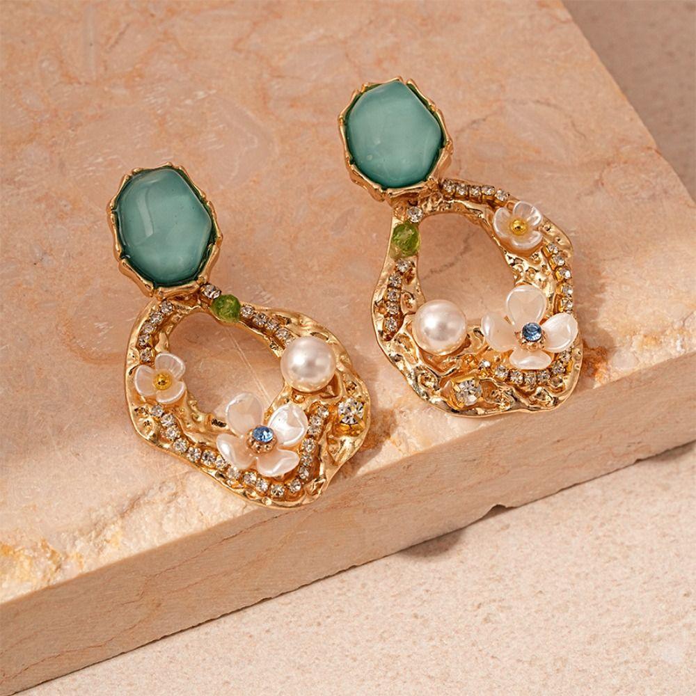 Elegant Acrylic Dangle Flower Earrings Shining Vintage Trend Petals Earrings Irregular Large Waterdrop Earrings For Women Girl