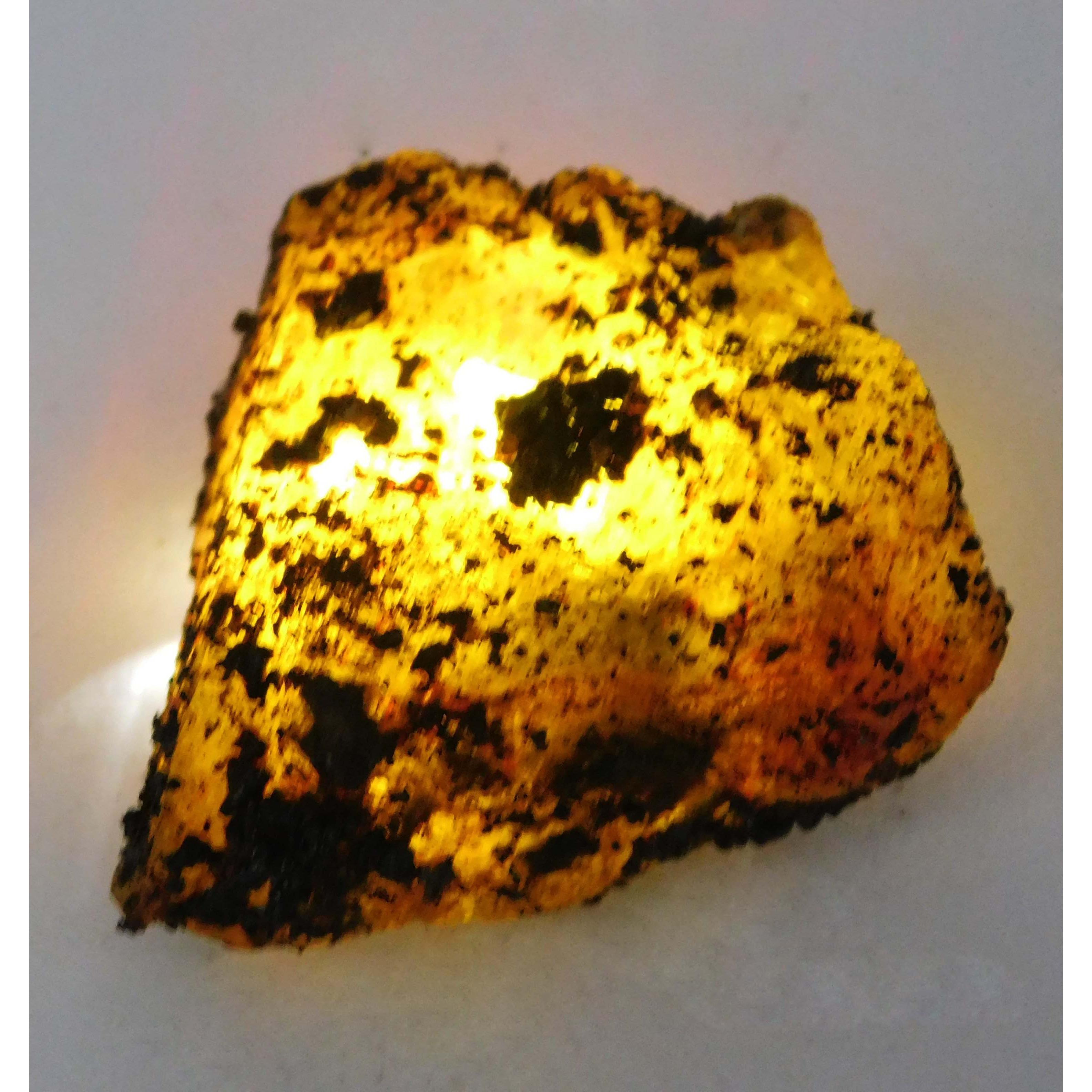 

134 Карати Натуральний Жовтий Сапфір, Видобутий на Землі, Величезний Необроблений Пухкий Дорогоцінний Камінь, СЕРТИФІКОВАНИЙ A-5529 38.7 mm approx жовтий