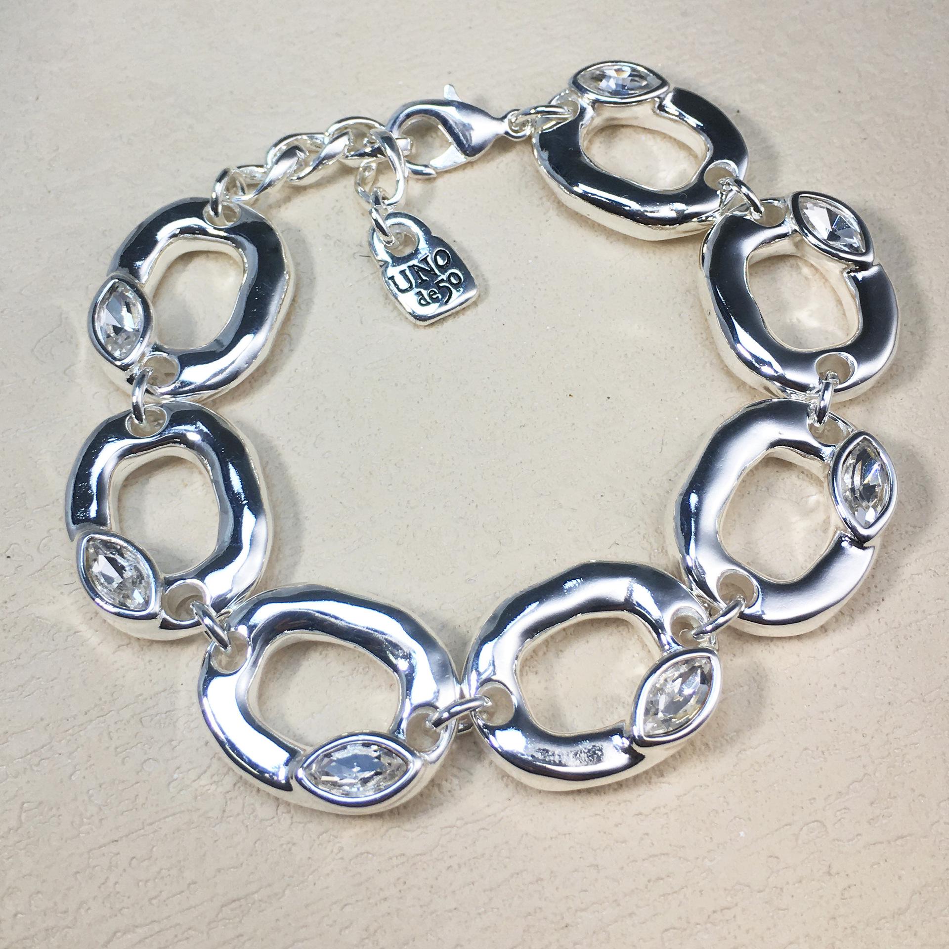 2024 Uno de 50 Geometric Women s Romantic Charm Bracelet - High-Quality Jewelry Gift Bag