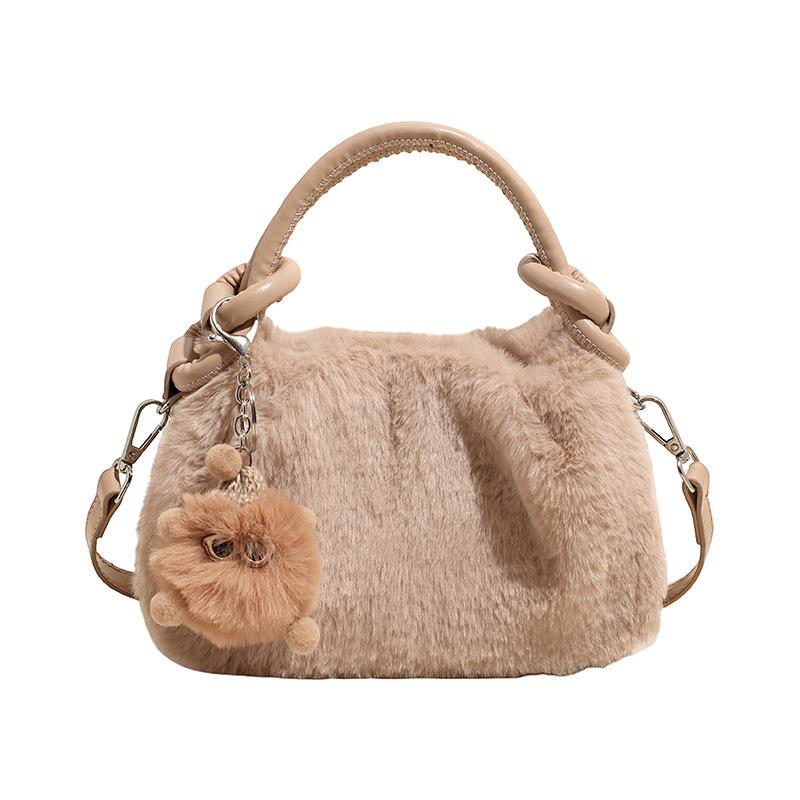 Winter Korean Version Fluffy Handbag Trendy Fashion Foreign Style Messenger Bag Women's New Shoulder Plush Bag Fluffy Bag