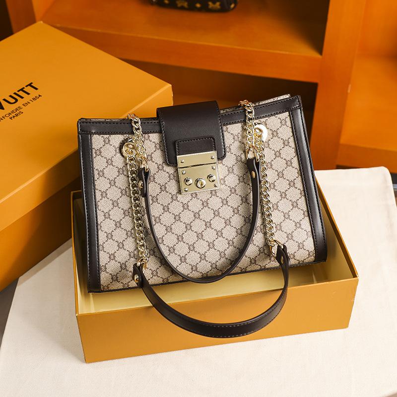 Genuine Leather Women's Bag New Style Messenger Bag Women's Large Capacity Underarm Bag High Quality Printed Chain Commuter Handbag Women