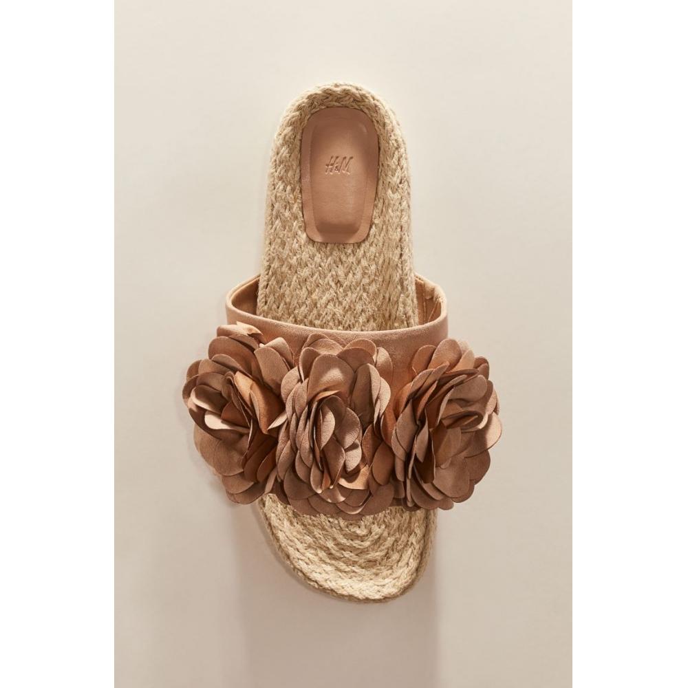 

Сандалии-эспадрилья HM Applique Бежевые