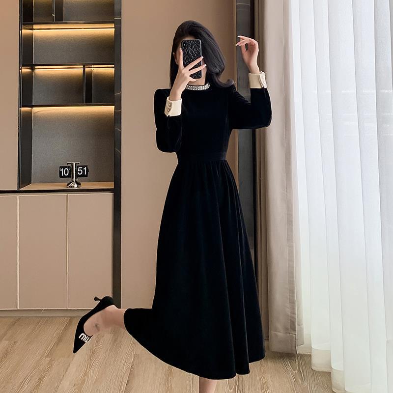 Hepburn Style Velvet Black Slimming Long Dress