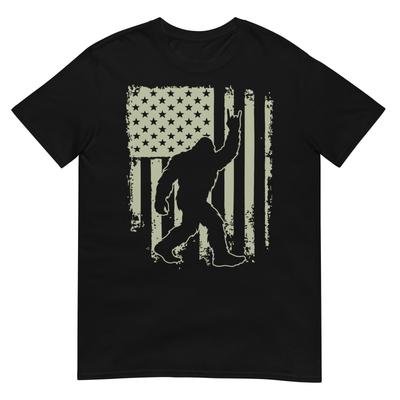 Bigfoot Sasquatch America Flag Graphic Tees Unisex Dad Vintage Tshirt
