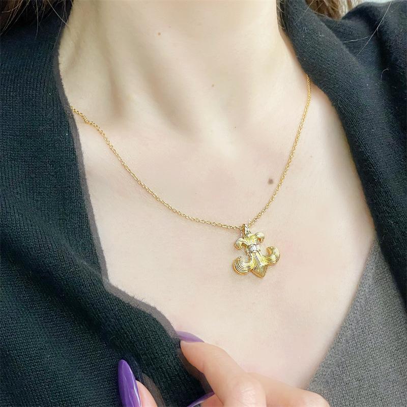 [Gioielli Qi Bicolore] Collana Iris Medievale Seta Spazzolata Retrò Personalità di Nicchia Lusso Leggero Senso di Alta Gamma Catena per Clavicola Donna