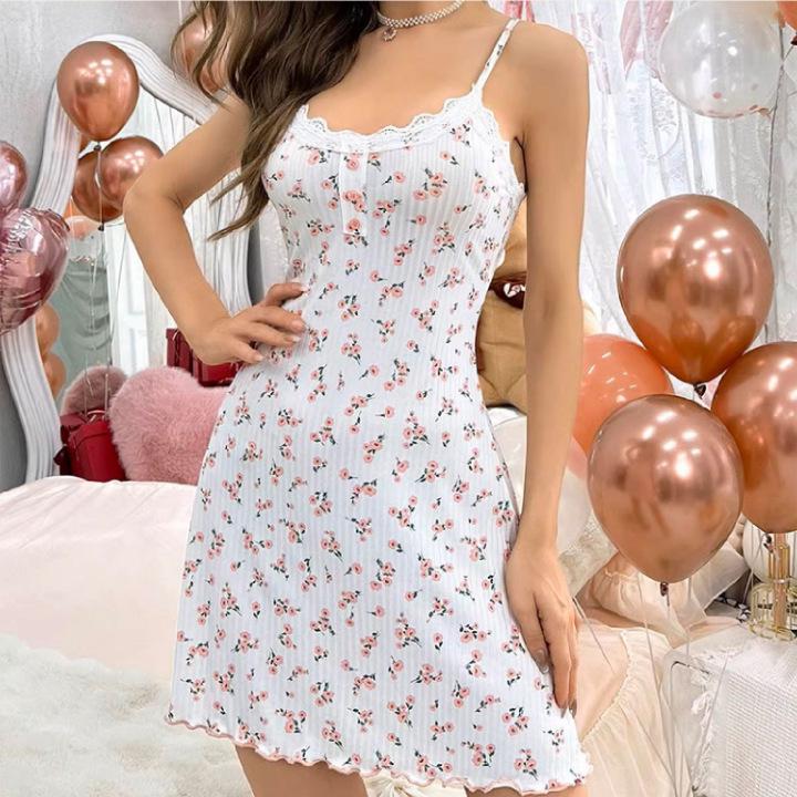 

Trendy Floral Lace Nightdress – Comfortable Women s Sleeveless Homewear S