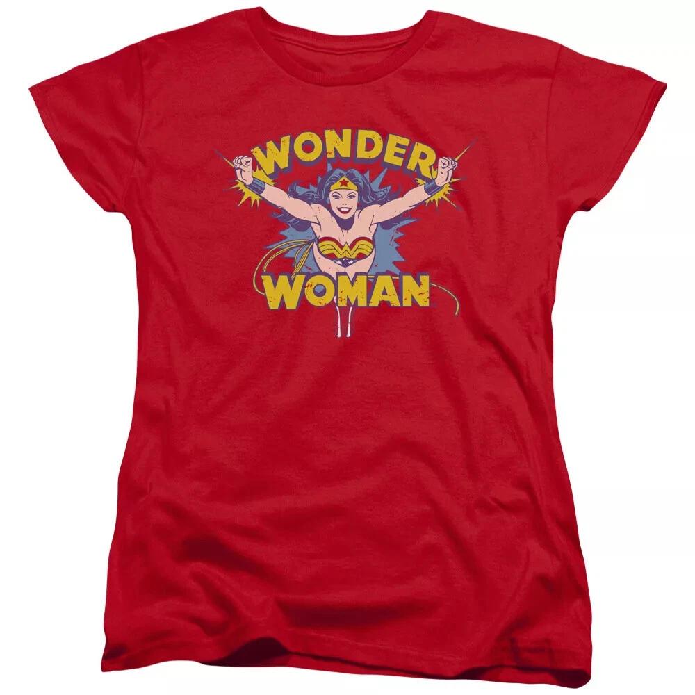 

Wonder Woman Flying Through Women s T-Shirt L