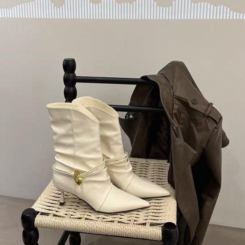 Koreanische Retro Spitzstiefel: Wildleder Stiletto Mid-Calf mit Metallschnalle, Herbst/Winter Kollektion 2025