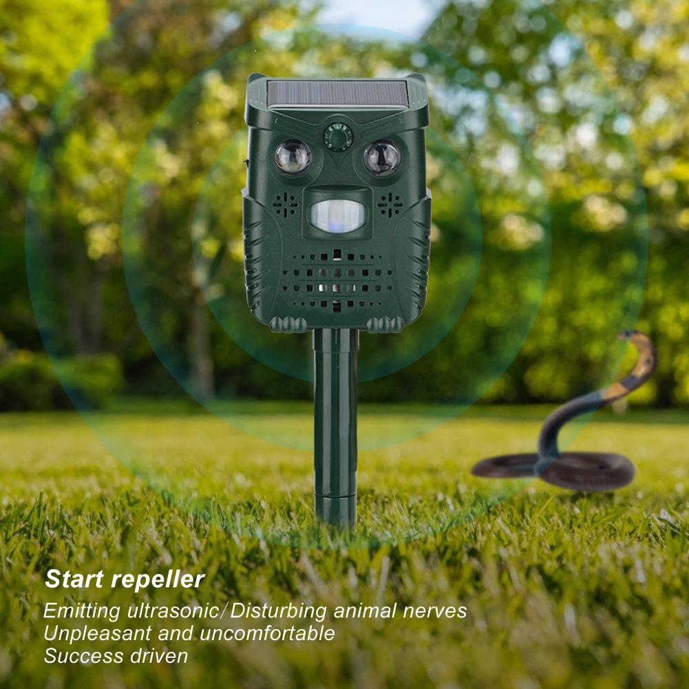 ABS Plastic Ultrasonic Sound White Light Flashing Solar Animal Repeller for Courtyard Garden