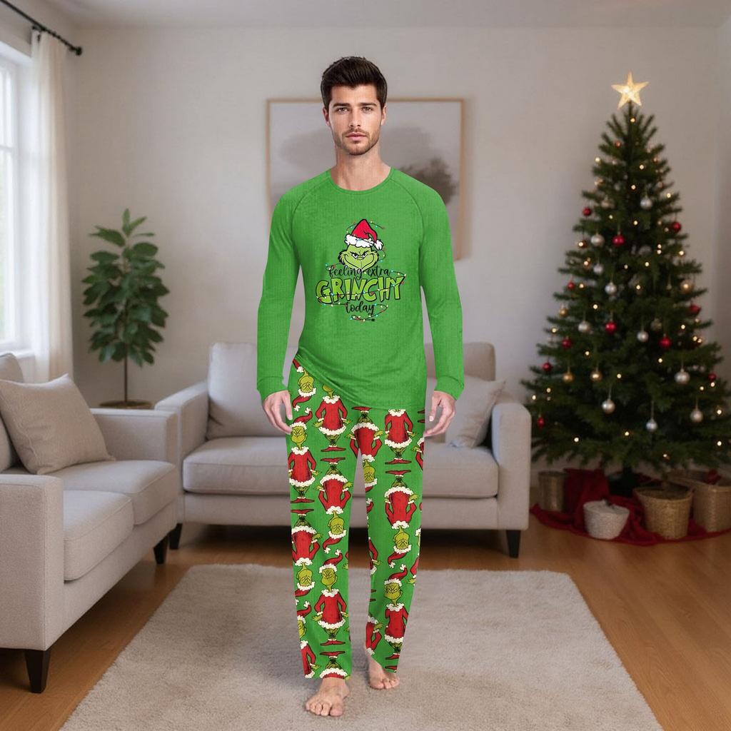 Passende Familiensets mit Weihnachtsmotiven, Langarmshirts und Hosen