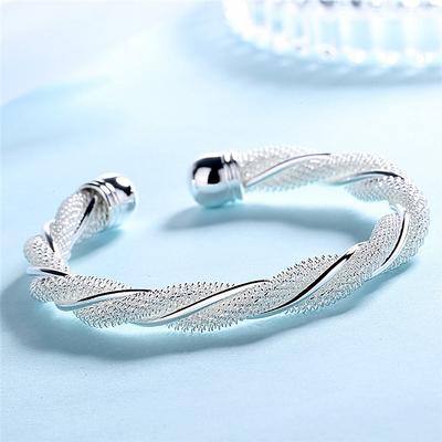 Versilbertes Armband S925 Silberarmband Hochzeitsarmband Silberschmuck Koreanischer Modetrend exquisites gedrehtes Drahtgeflechtarmband