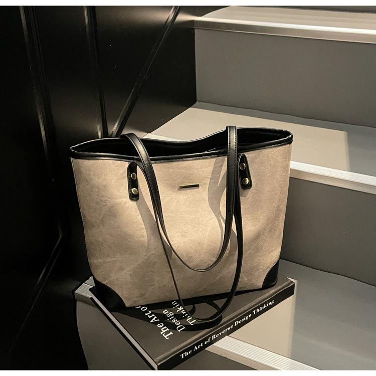 Casual large-capacity tote bag women's new large bag high-end niche commuter bag trendy shoulder bag