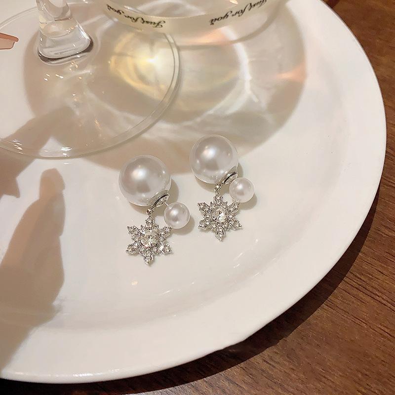 Korean sweet temperament zircon snowflake pearl earrings earrings fashionable exquisite earrings women
