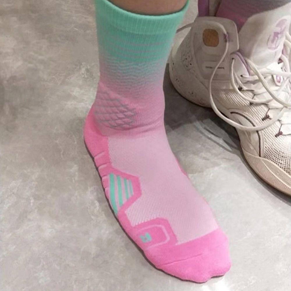 Breathable Basketball Football Socks Anti-slip Middle Stockings Cycling Riding Socks  Men/Women