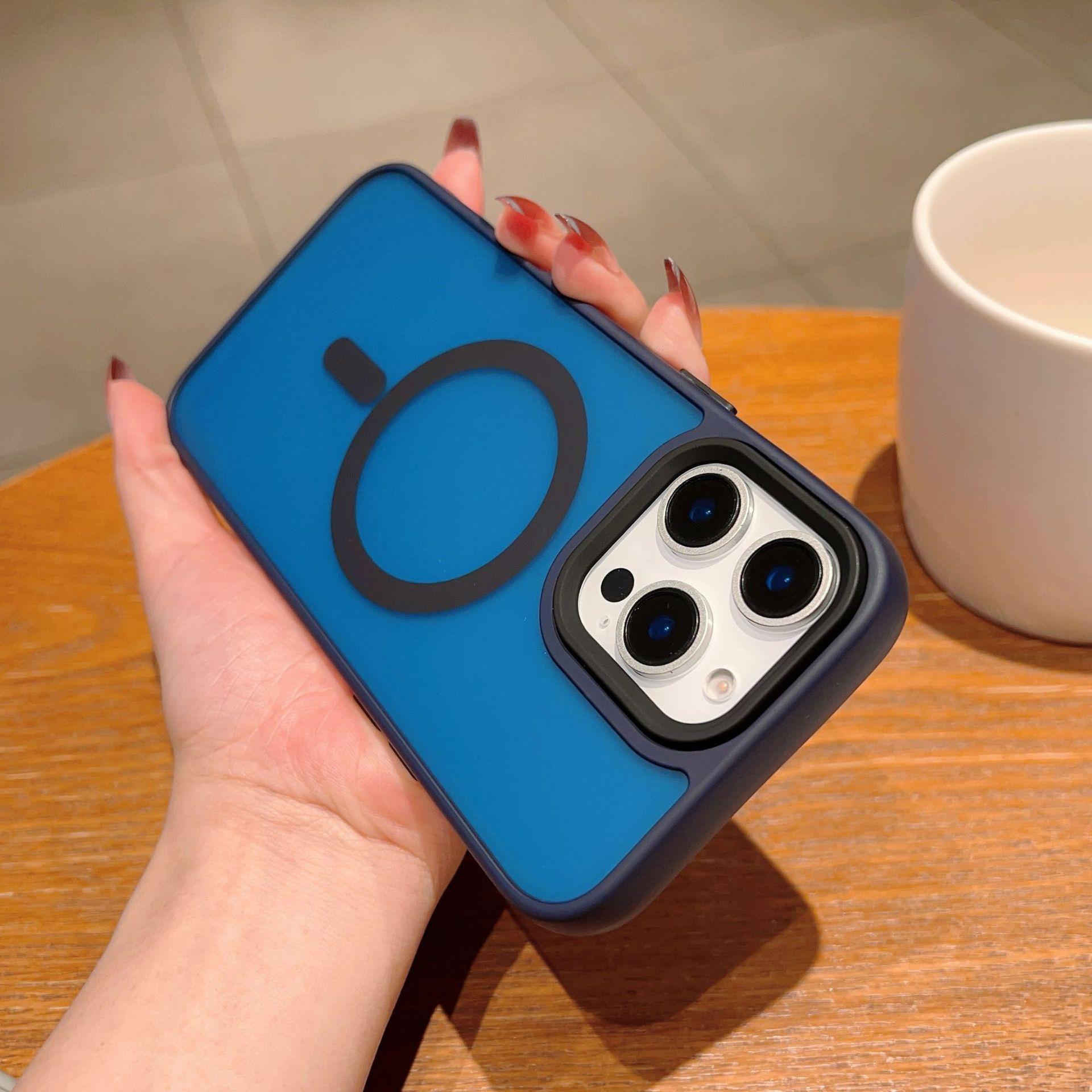 

Suitable for Samsung S25 Ultra Large Hole Skin Sensing S25 Magnetic S23 Mobile Phone Case Lens Film Full Inclusive Gold Shield Protection A56 5G