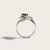 Wunderschönes Blumendesign Natürlicher Granat gepaart mit weißem Zirkon Damen Ring Ohrringe Schmuckset 925 Silber Jubiläumsgeschenk