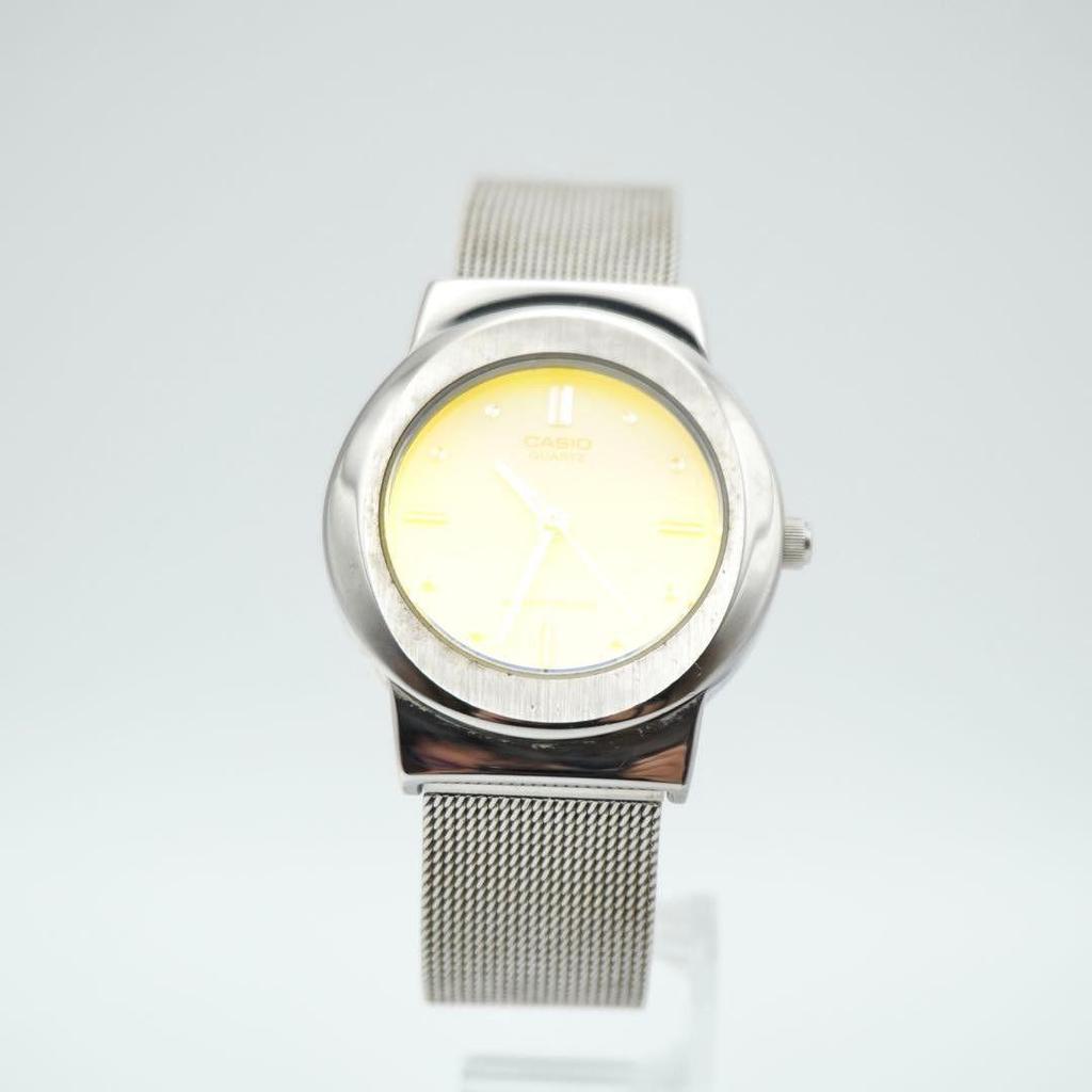 Used [New Battery] CASIO MTP-1112 Blue x Yellow Reflective Glass Ladies Working Item Quartz