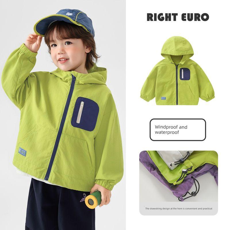 

Boys Outdoor Clothing, Mountain Style, Spring and Autumn 2026 New Model, Children s Three-Proof Jacket, Spring Outfit, Baby Children s Clothing Top Bright Green 100