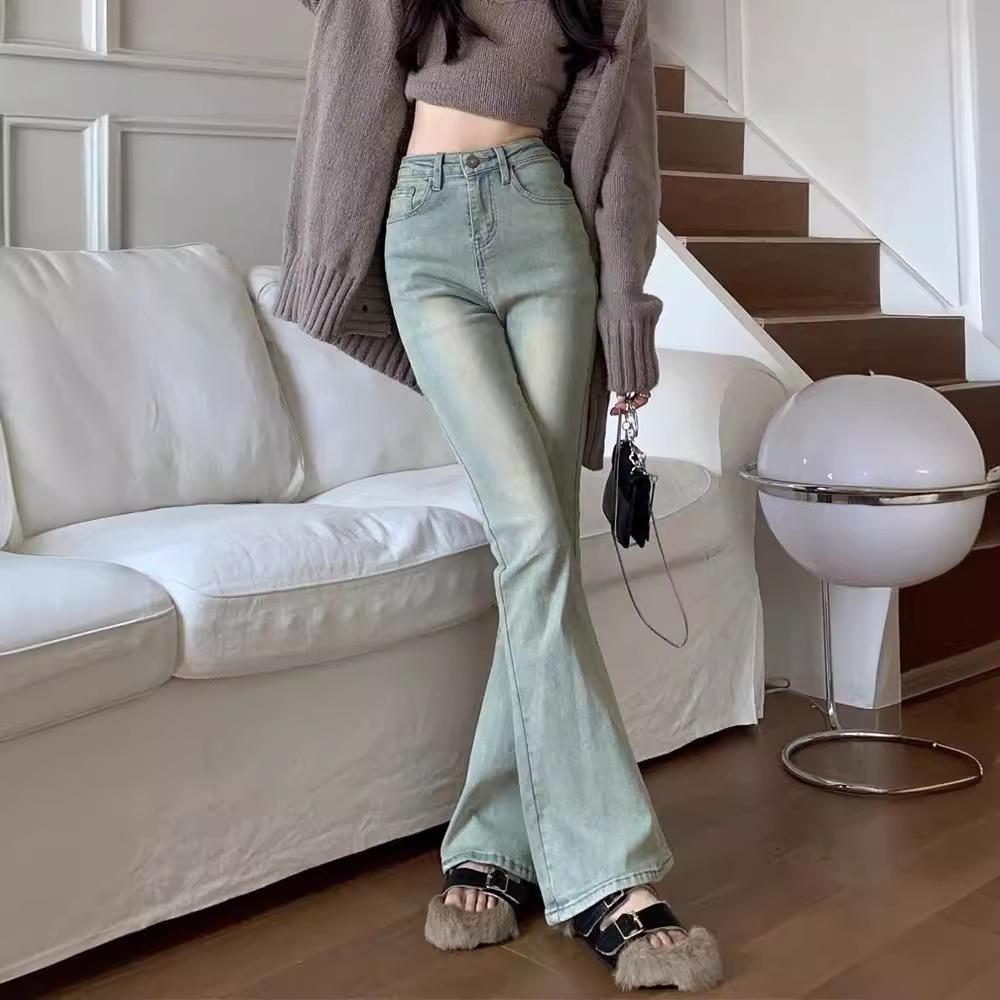 Light Color High Waist Retro Washed Slim Fit Plus Size Women's Flared Jeans