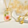 Dried Flowers Pendant Necklace for Women,Resin Geometric Dry Flower Necklaces,Stainless Steel Charms Jewelry Gift