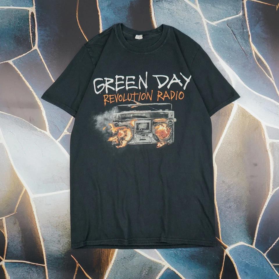 

Vintage 2017 Green Day Tour T-Shirt S