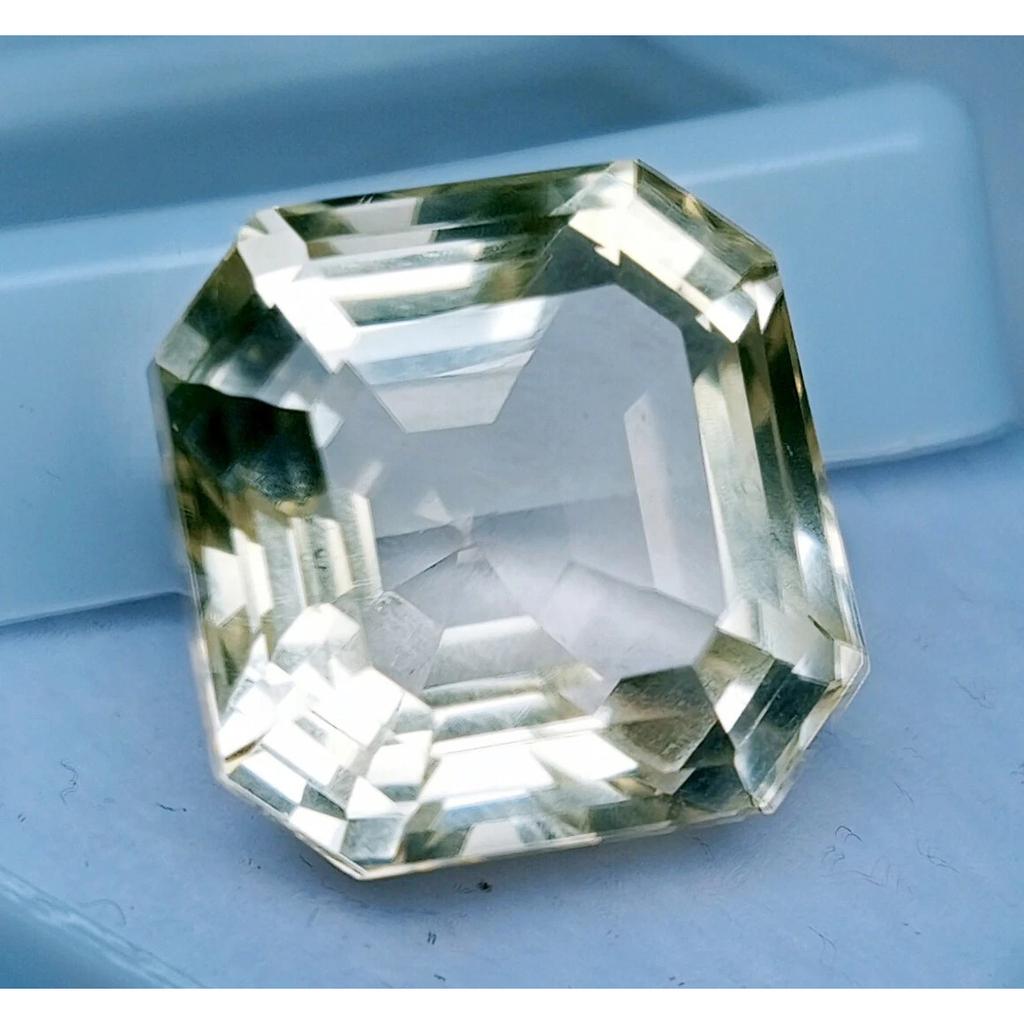 Beautiful Natural Light Yellow Sapphire 14+ Ct Asscher Cut Certified Gemstone