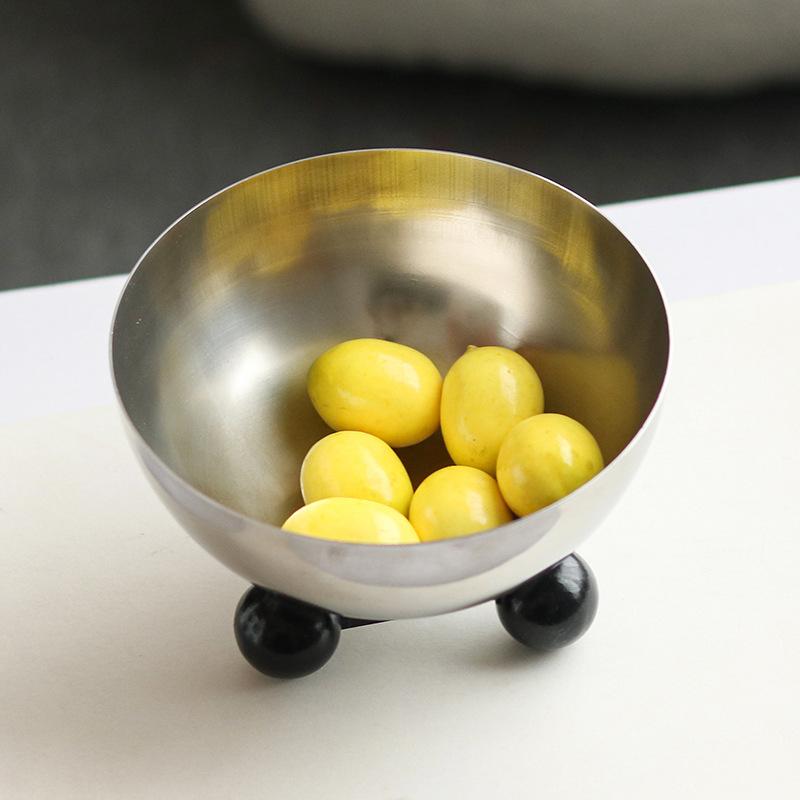 Creative Metal Semicircle Three-legged Fruit Plate, Light Luxury Dining Table Decorations, Designer Model Room, Coffee Table, Snack Plate, Accessories