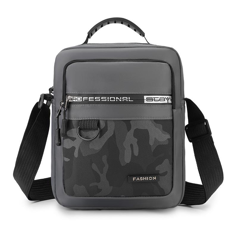 Korean Version of Simple Outdoor Messenger Bag Trend Men's Large Capacity Shoulder Bag Business Commuting Durable Joker Handbag.