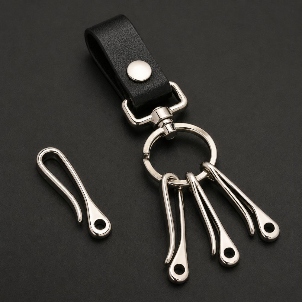 Retro Bronze Keychain Horseshoe Style Hook Buckles Portable Belt Clip Luggage Accessories