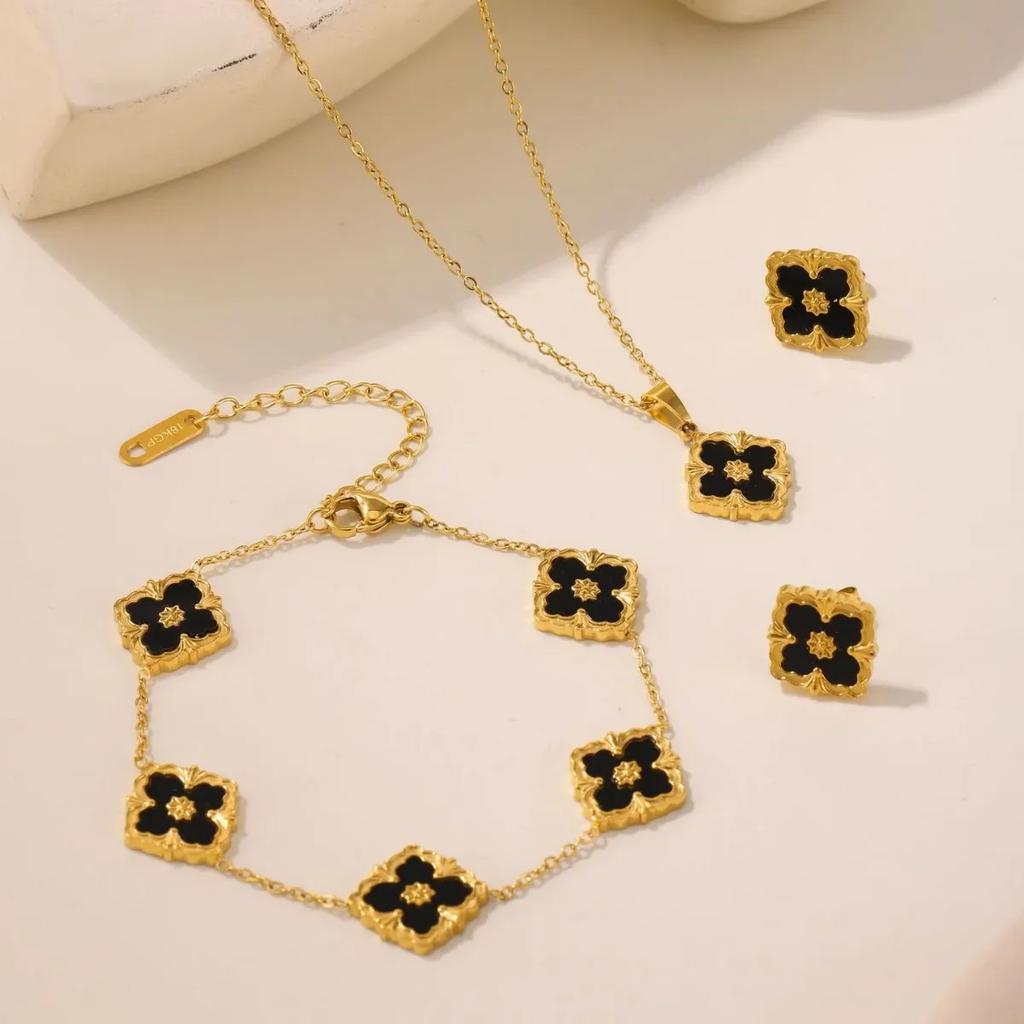 1 Set Fashion Elegant Buccellati 15 Large Clover Necklace Bracelet Earrings Plated 18k Crafted Vintage Rhombus Court Style Set