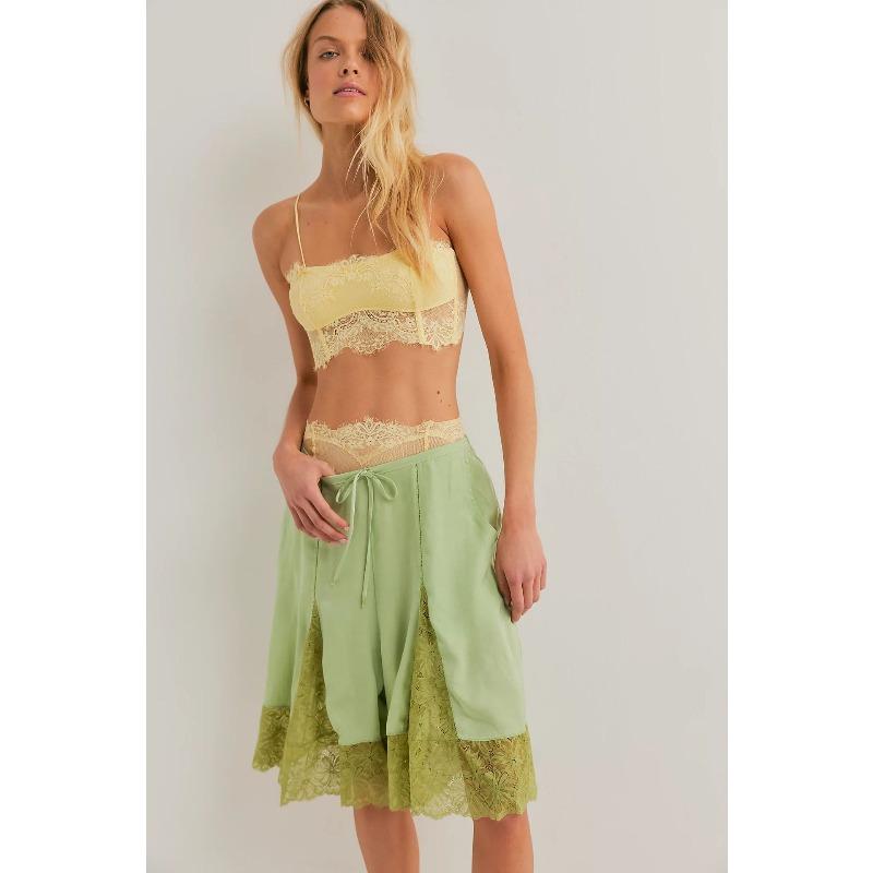 Women Y2k Lace Floral Bloomers Pants Silk Satin Patchwork Ruffles Coquette Half Slip Midi Pants Streetwear