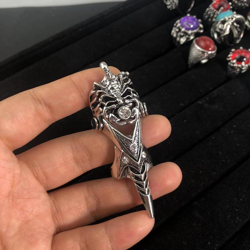Men's Fashion Skull Finger Rings - Bendable Joint Design In 10 Styles