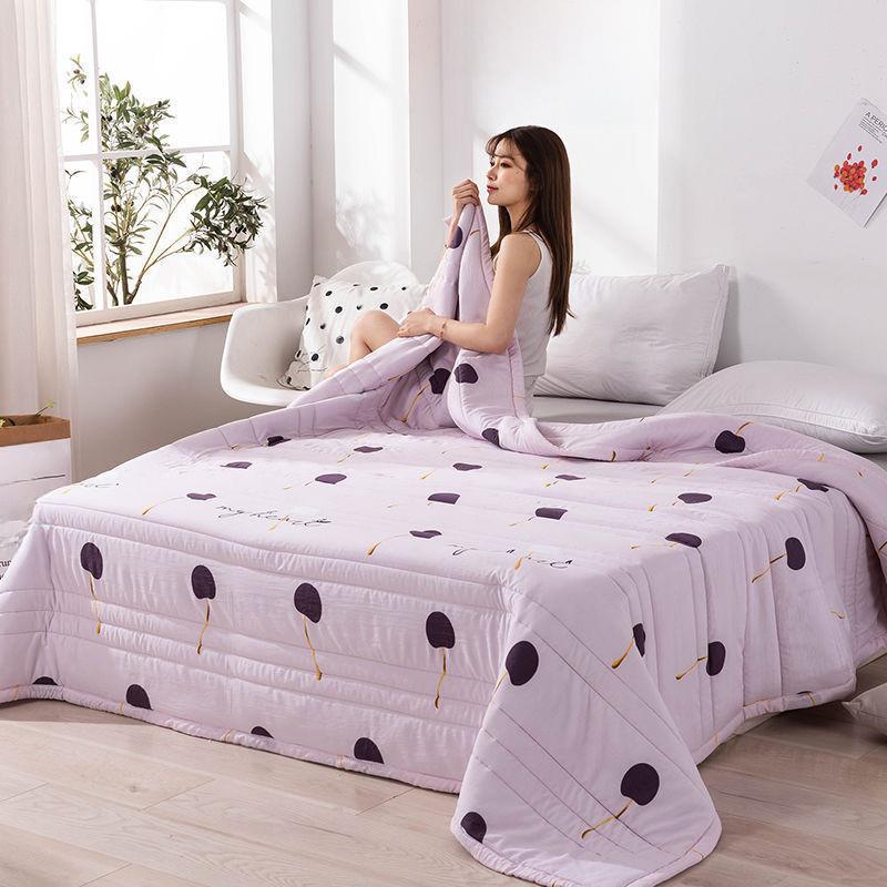 Stylish Blanket Summer Polyester Fiber Fill Water Wash Cotton For Indoor Use