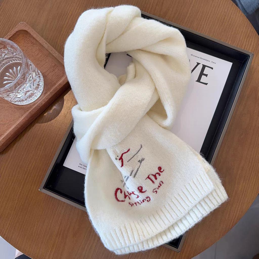 Blue cartoon bear wool small scarf women's winter new cute thickened warm neck protection knitted scarf