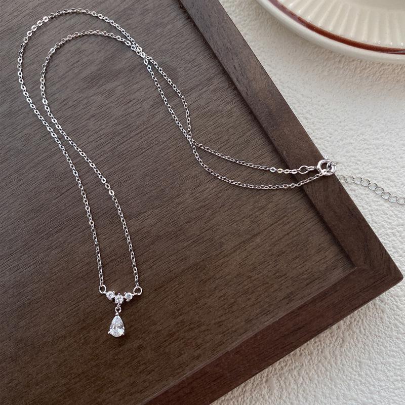 S999 Sterling Silver Zircon Water Drop Necklace – Elegant Light Luxury Clavicle Chain for Women