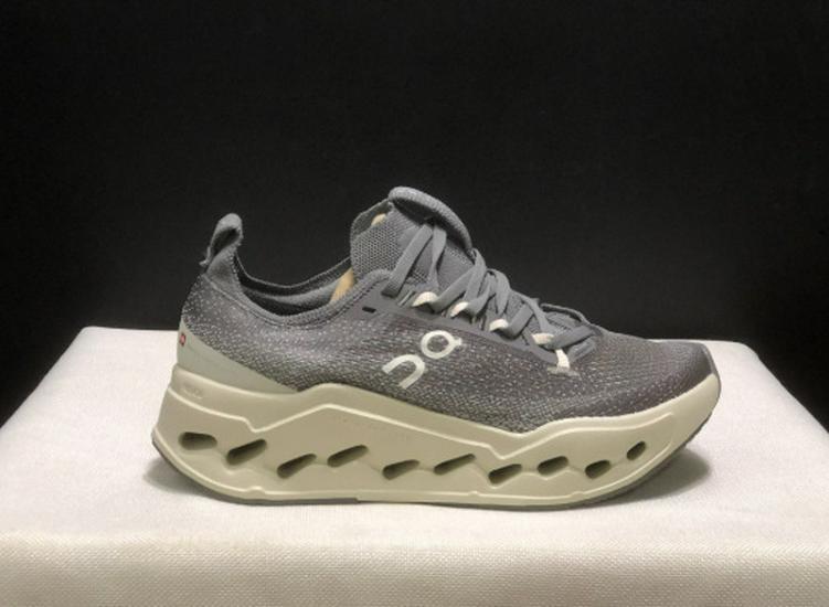 Cloudsurfer Max Bequem Weich Stoßdämpfung Atmungsaktiv Lauf- & Freizeitschuhe