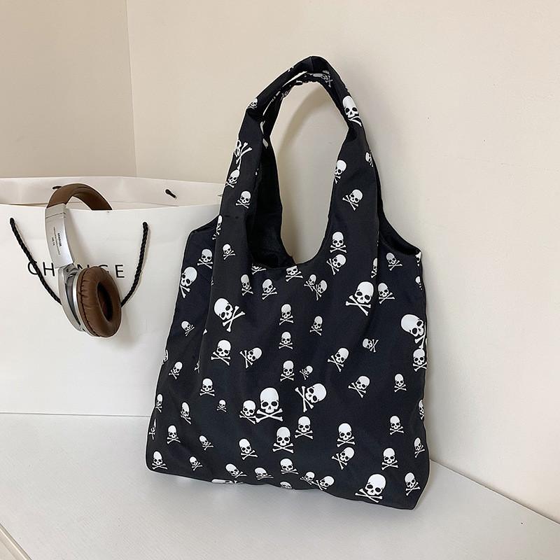 Trendy Chic Casual Tote Bag For Women Spacious Canvas Handbag With Unique Patterns