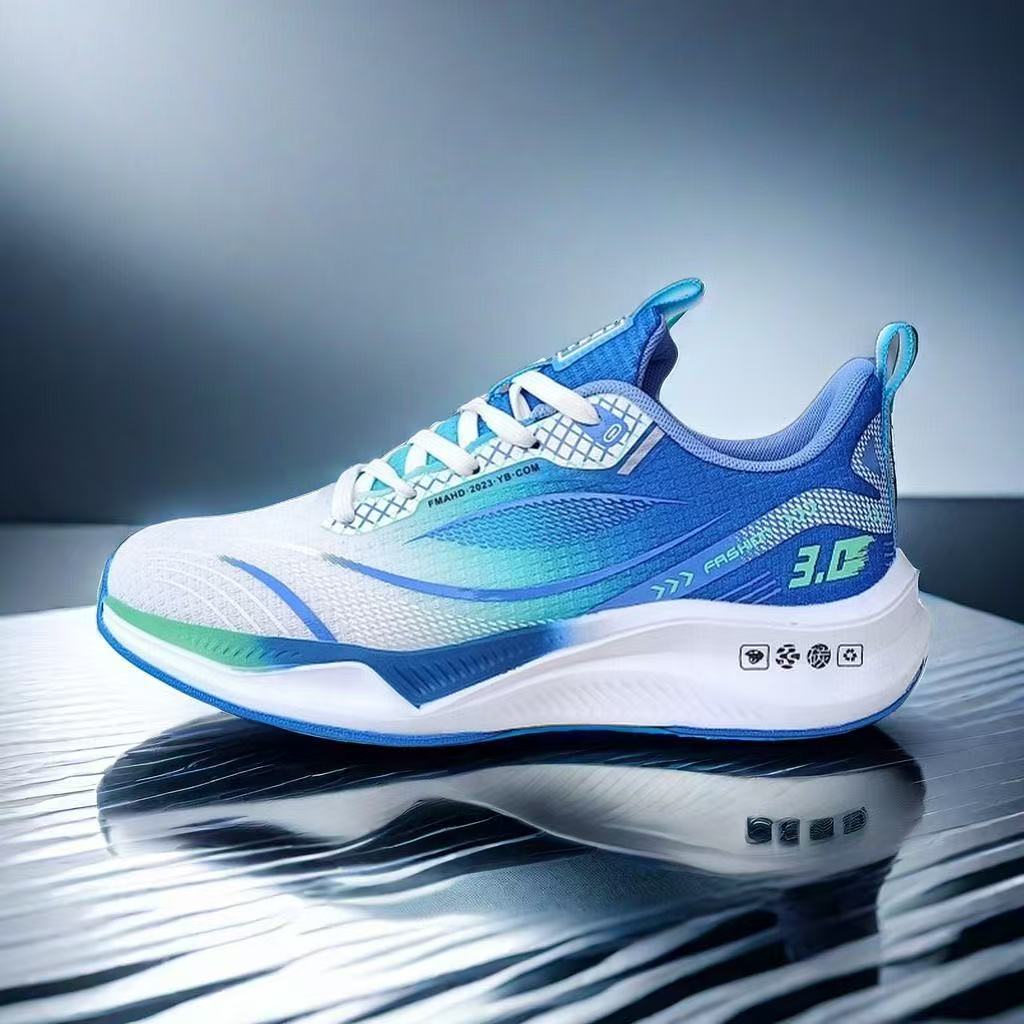 Sneakers men's new Korean version breathable casual shoes teen trendy men's shoes soft sole lightweight fly-woven running shoes