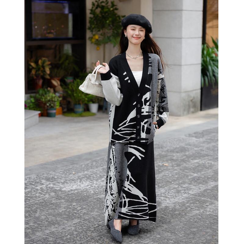 MOCANA Winter Retro 100% Wool Long Sleeve Cardigan